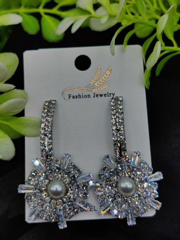 Imported Elegant Earrings | Starburst Pearl | Best Quality Earrings For Girls & Women | Luxury Look Earrings (Silver Color)